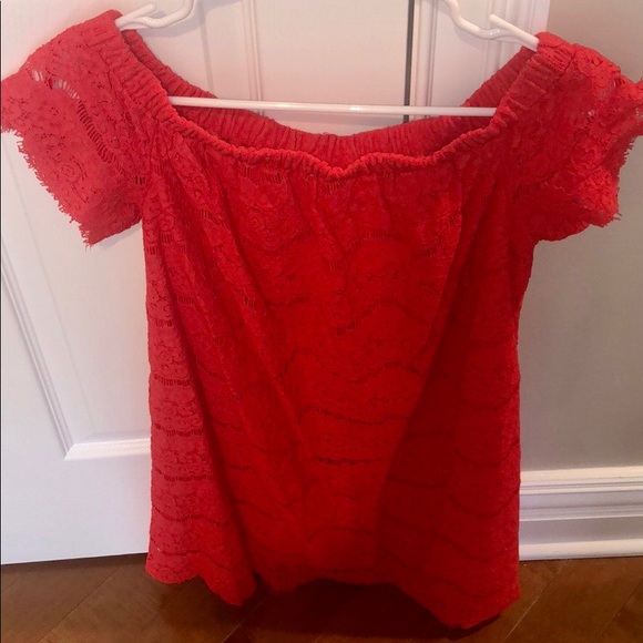 ❤️Trendy red lace dress- must go. ACCEPTING ALL OFFERS!!!!!❤️ - Picture 4 of 5